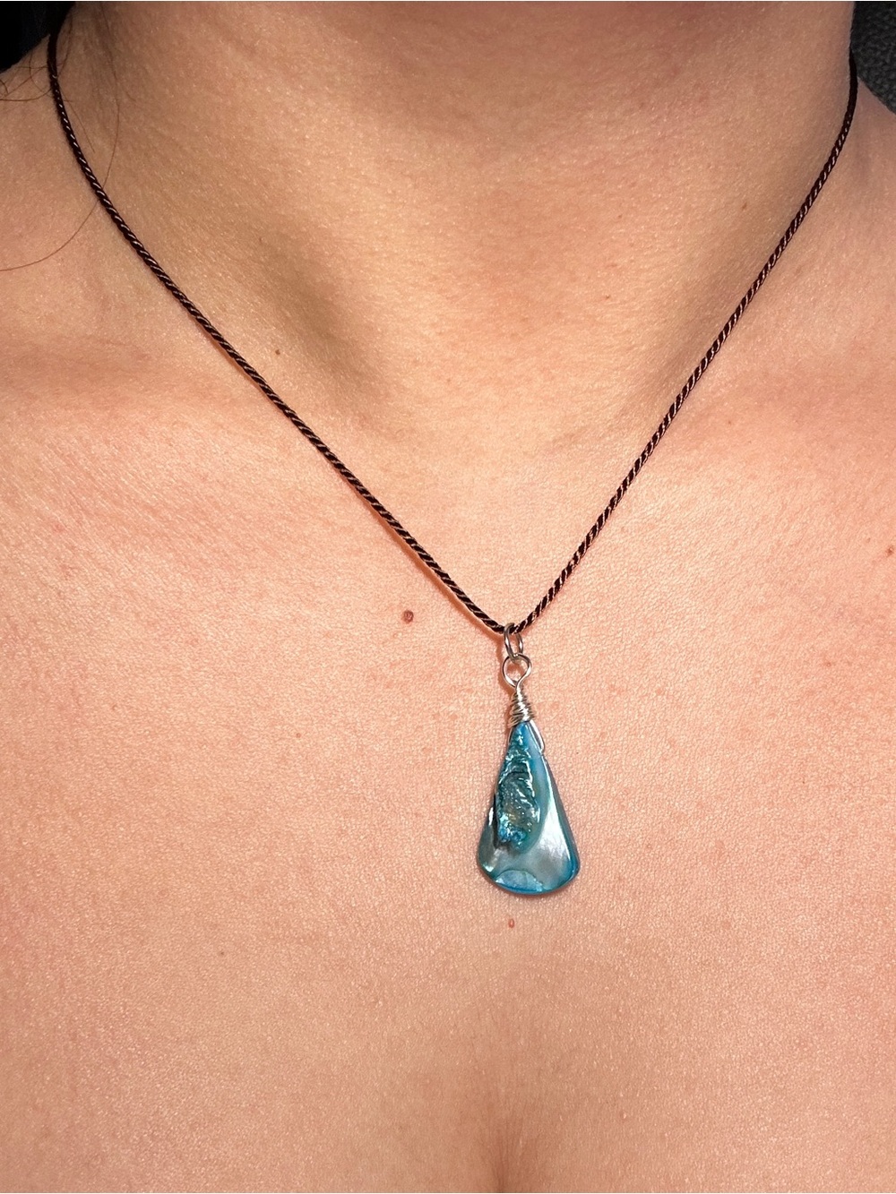 HandCrafted Teardrop boho Blue mother of pearl shell Pendant adjustable Necklace